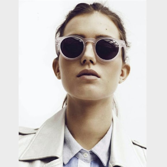 Illesteva Accessories - ILLESTEVA Leonard Light Pink Round Sunglasses